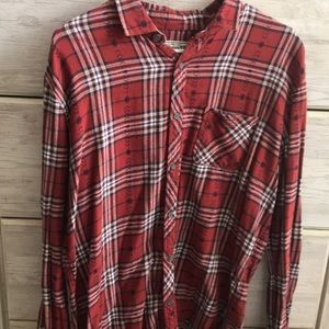 Long sleeve flannel shirt worn once!